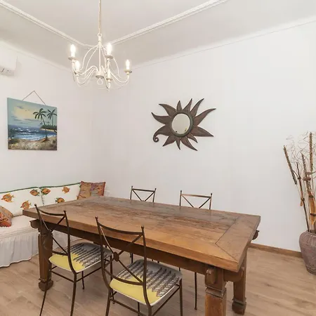 بيت للعطل Maison Chloe 2 *